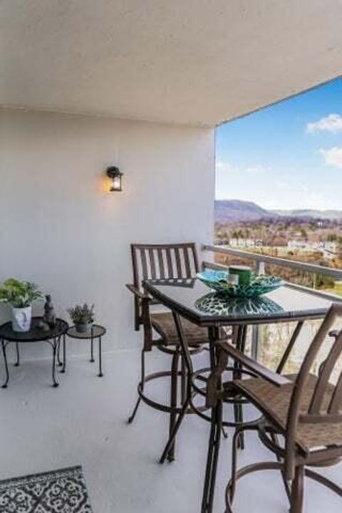 Tiny photo for 1131 Stringers Ridge Road, Chattanooga, TN 37405 (MLS # 1526076)