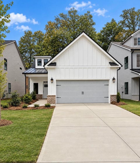 Photo of 9234 Alban Chase Drive, Ooltewah, TN 37363 (MLS # 1538226)