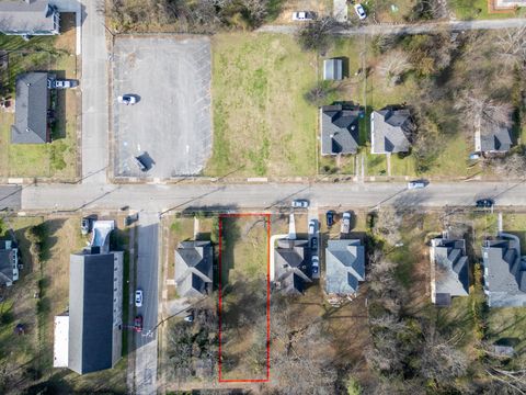 Tiny photo for 4024 Highland Avenue, Chattanooga, TN 37410 (MLS # 1527933)