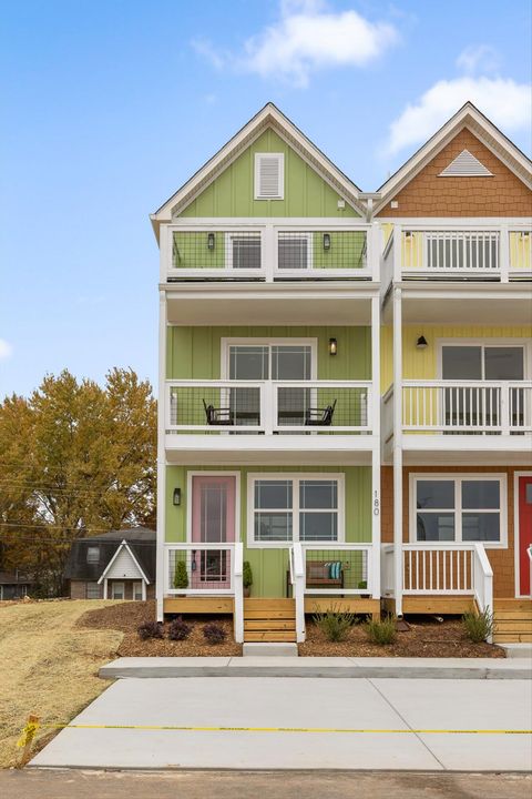 Photo of 180 John Arnold Avenue, East Ridge, TN 37412 (MLS # 1524092)