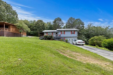 Photo of 460 E Georgia Avenue, Whitwell, TN 37397 (MLS # 1532062) Photo of 460 E Georgia Avenue, Whitwell, TN 37397 (MLS # 1532062)
