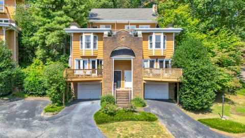 Photo of 527 Winterview Lane, Chattanooga, TN 37409 (MLS # 1531152)