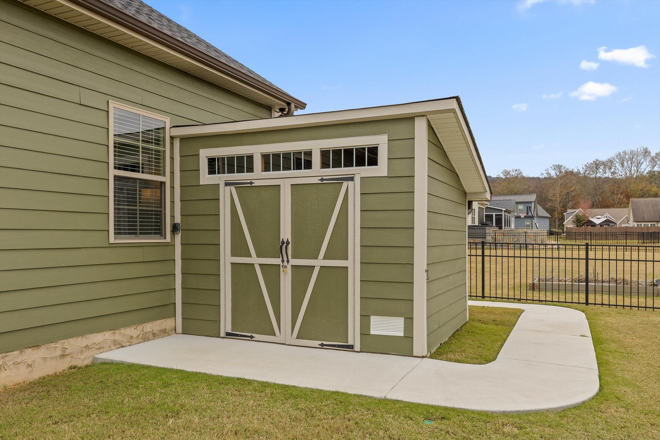 Ooltewah, Tennessee 37363, United States, 4 Bedrooms Bedrooms, ,3 BathroomsBathrooms,Residential,Coming Soon,241011