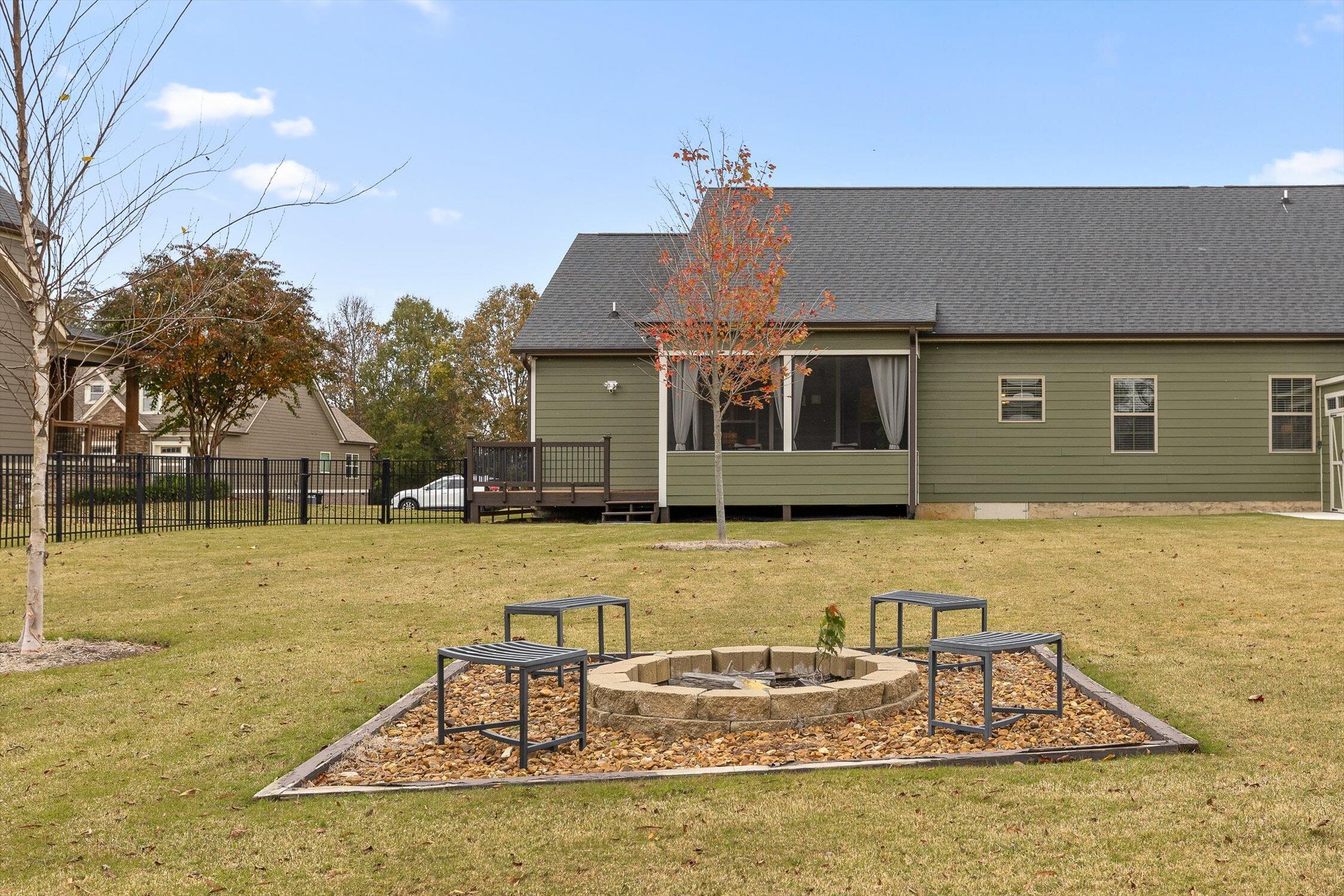 Ooltewah, Tennessee 37363, United States, 4 Bedrooms Bedrooms, ,3 BathroomsBathrooms,Residential,Coming Soon,241011