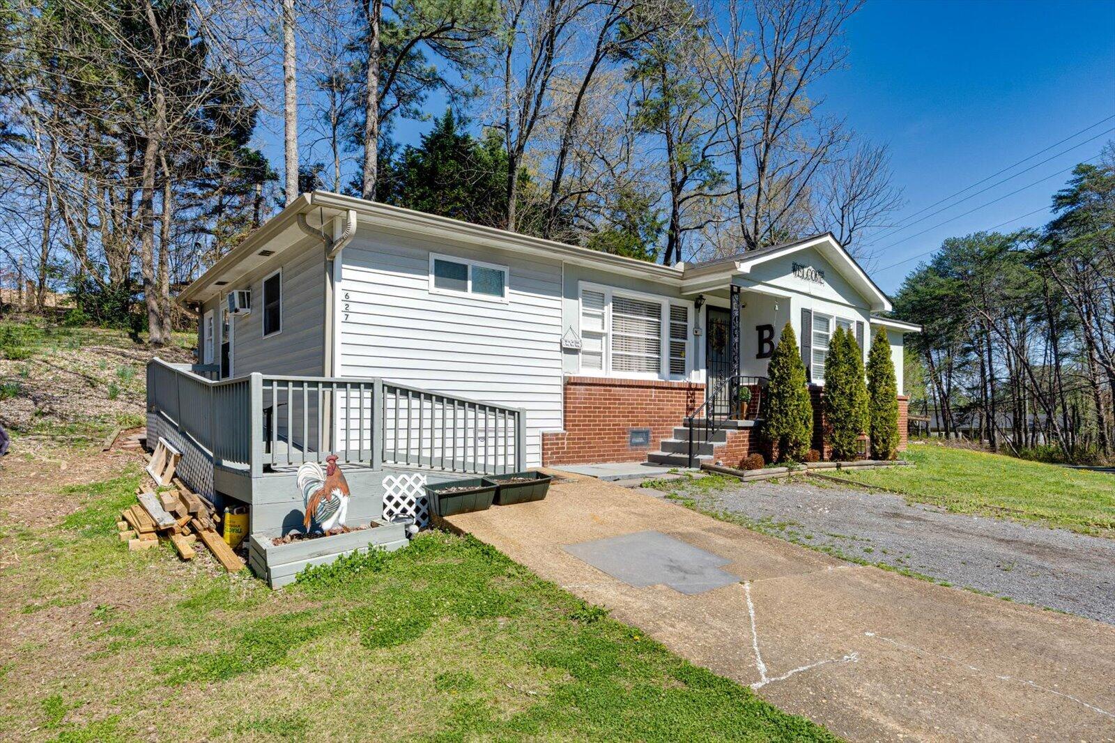 627 Mission Ridge Road