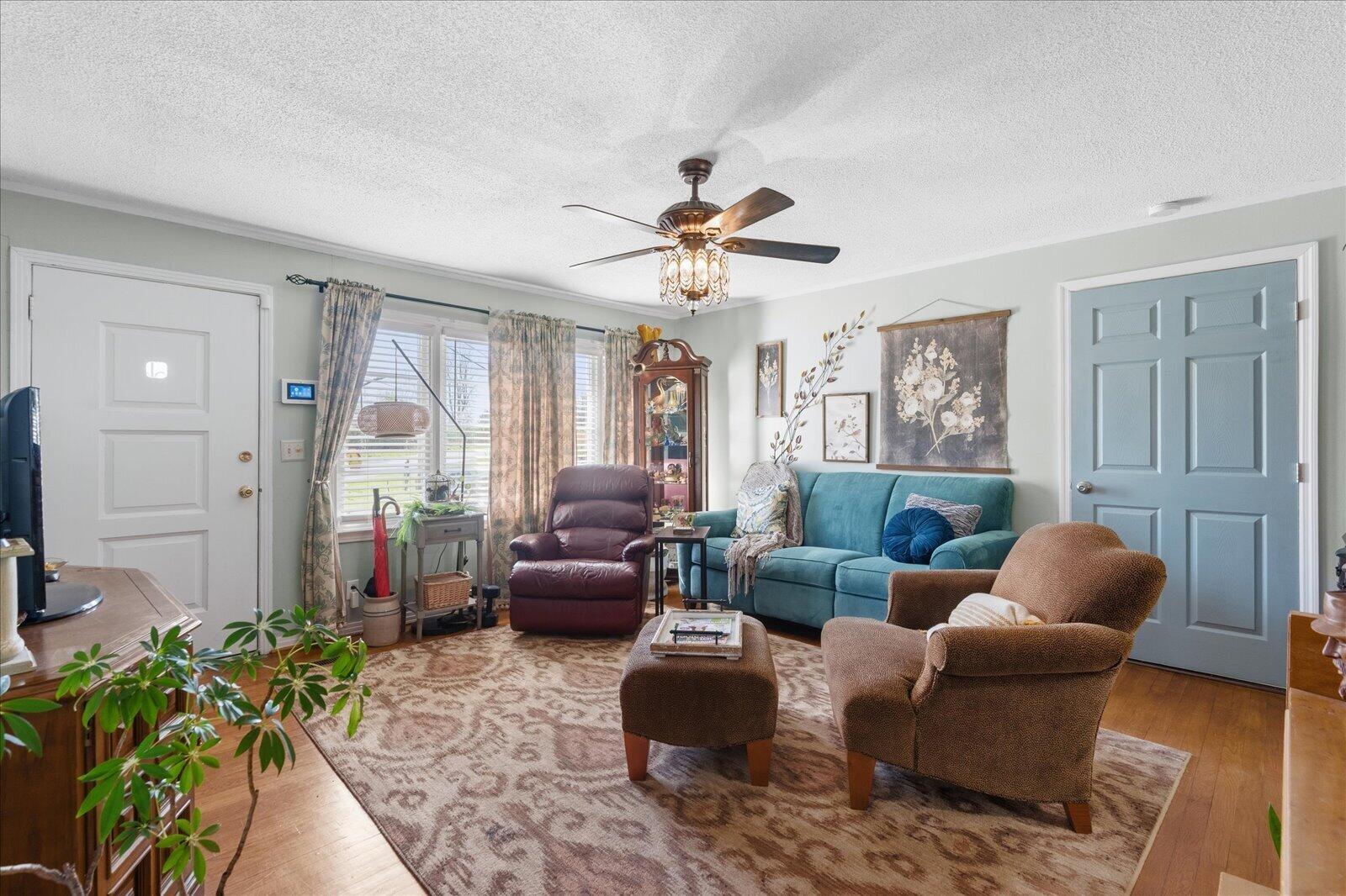 627 Mission Ridge Road