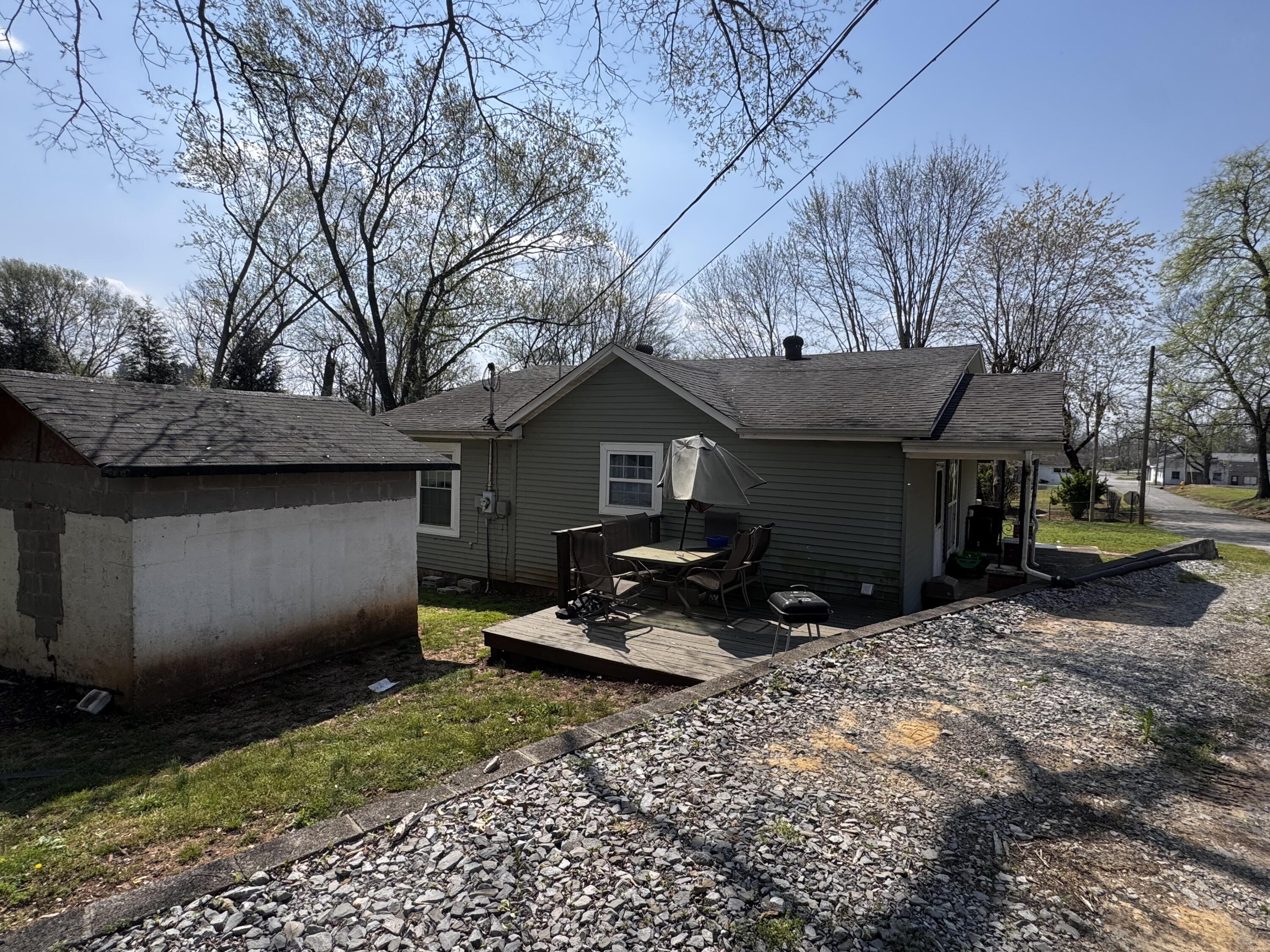 169 E Maryland Avenue