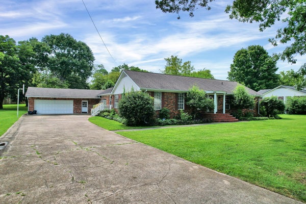 3820 CHARLESTON DR NE, CLEVELAND, TN 37312 - Image 5fac09a87ded2ea94925497bc75fa80e/2526962583