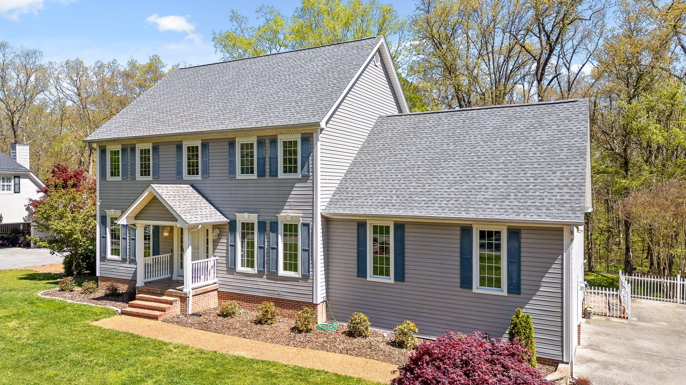 323 Bluff View Avenue, Signal Mountain, Tennessee image 1