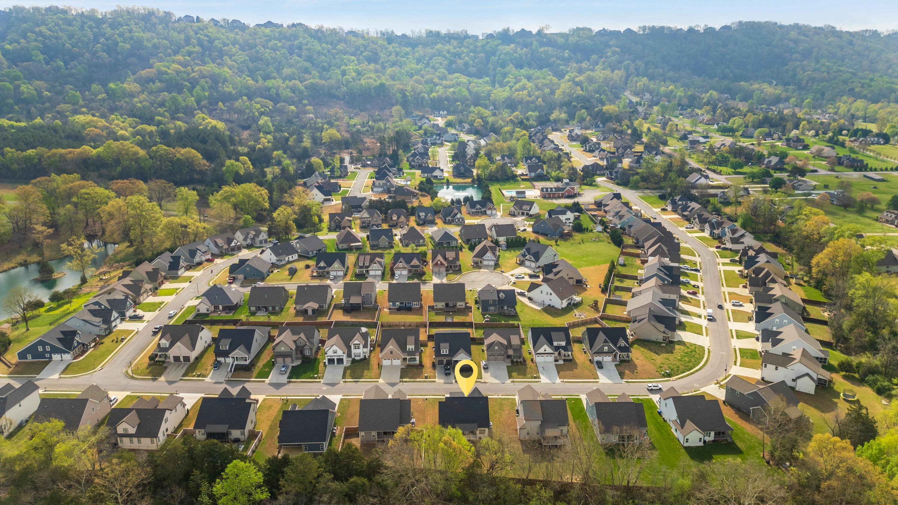8906 Silver Maple Drive, Ooltewah, Tennessee image 17