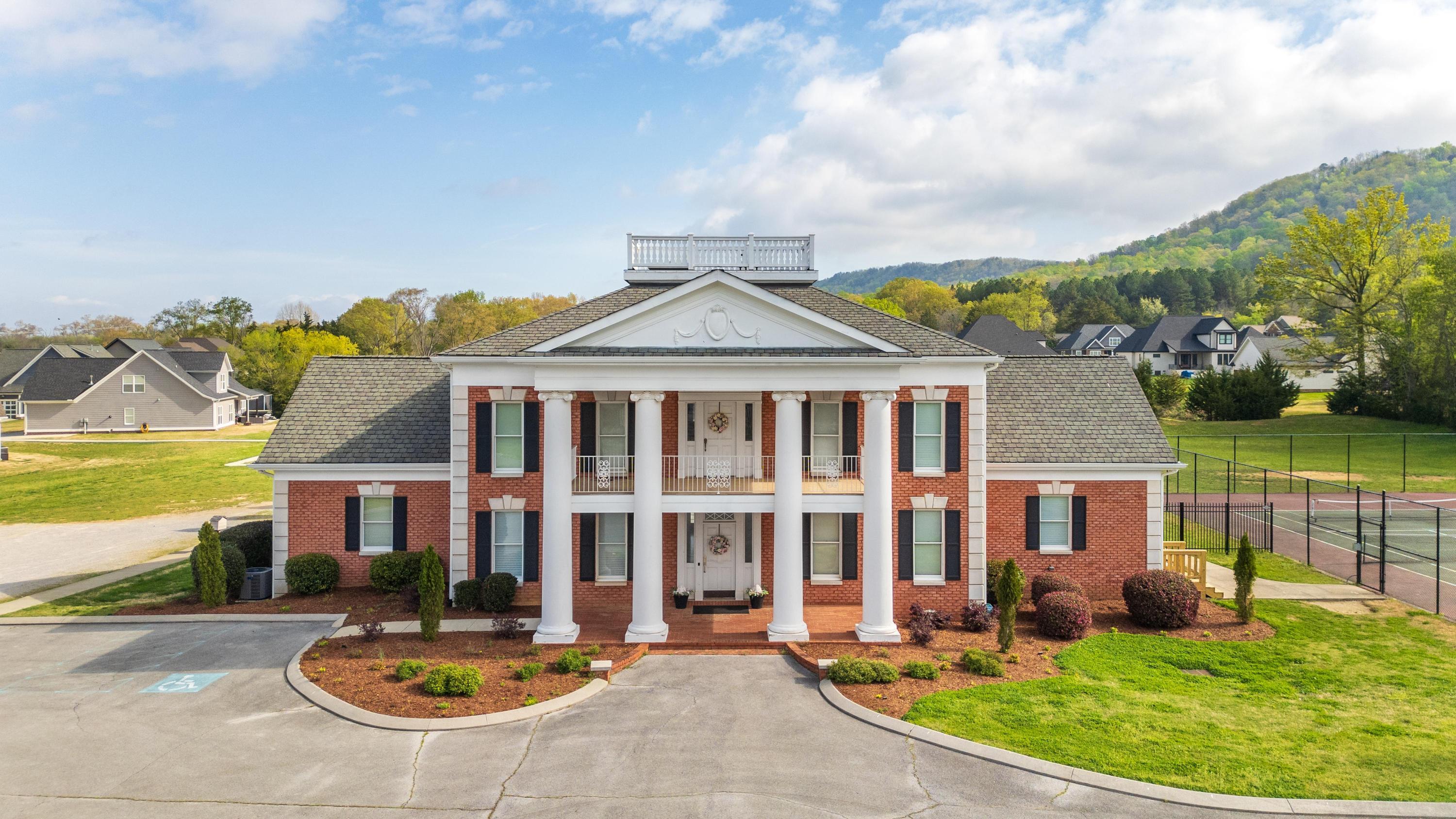8906 Silver Maple Drive, Ooltewah, Tennessee image 11