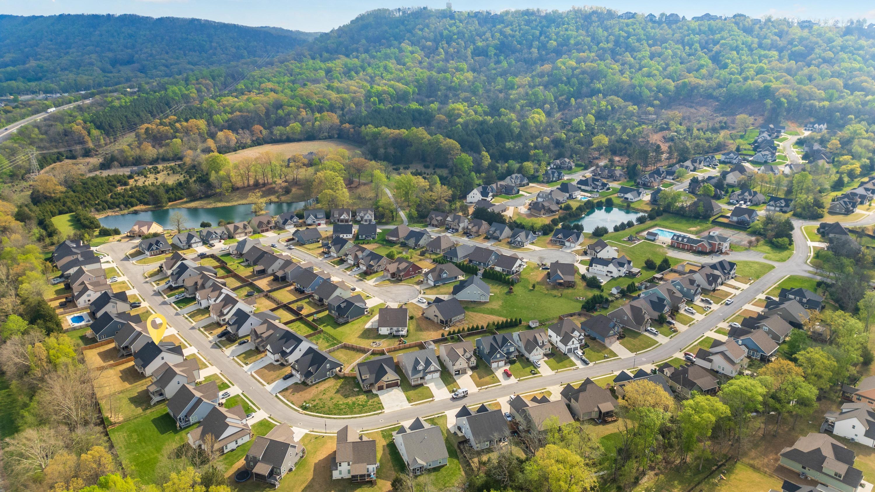 8906 Silver Maple Drive, Ooltewah, Tennessee image 18