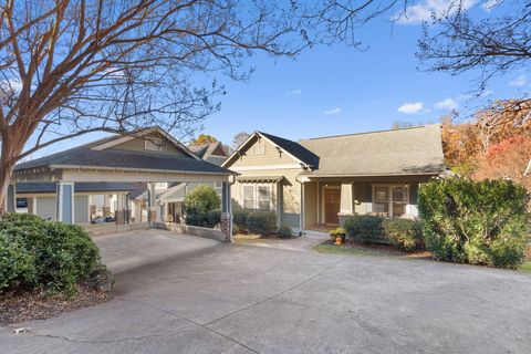 Photo of 752 Westwood Avenue, Chattanooga, TN 37405 (MLS # 1524332) Photo of 752 Westwood Avenue, Chattanooga, TN 37405 (MLS # 1524332)