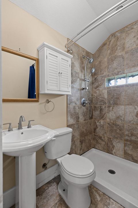 Tiny photo for 5720 Saint Elmo Avenue, Chattanooga, TN 37409 (MLS # 1530768)