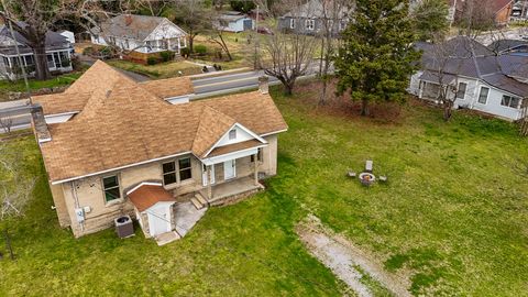 Tiny photo for 5720 Saint Elmo Avenue, Chattanooga, TN 37409 (MLS # 1530768)