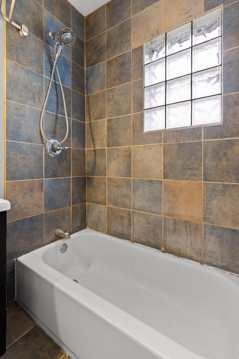 Tiny photo for 5720 Saint Elmo Avenue, Chattanooga, TN 37409 (MLS # 1530768)