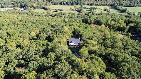 Photo of 1220 Lone Mountain Drive, Dayton, TN 37321 (MLS # 1517877)