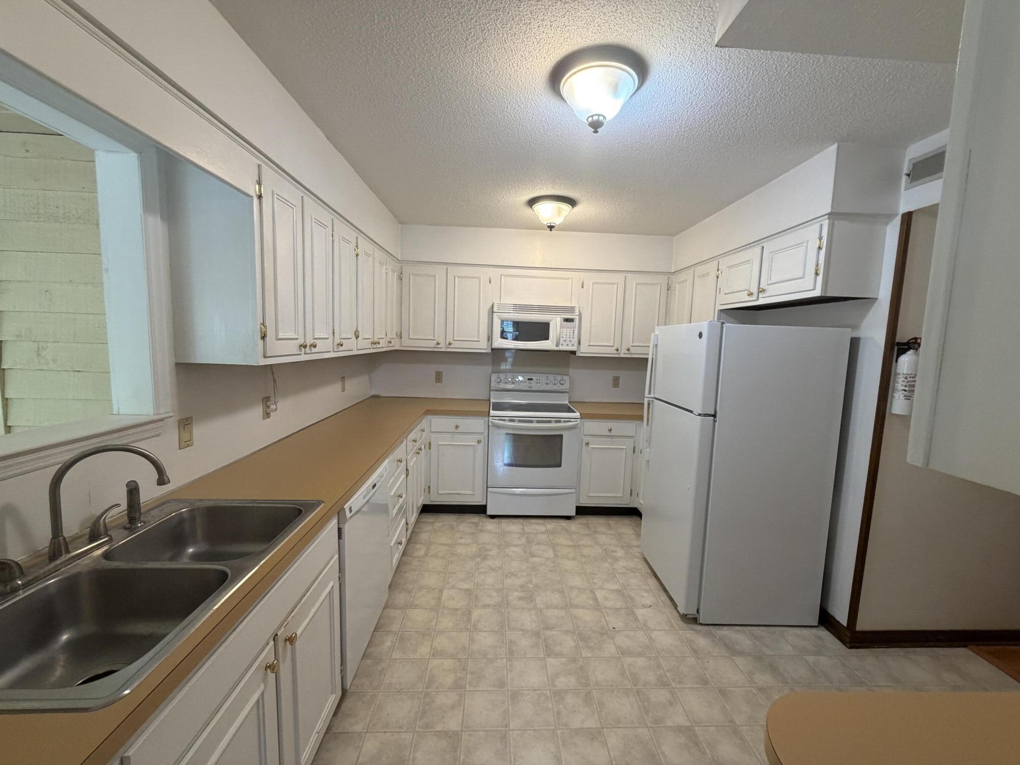 6456 Brookmead Circle