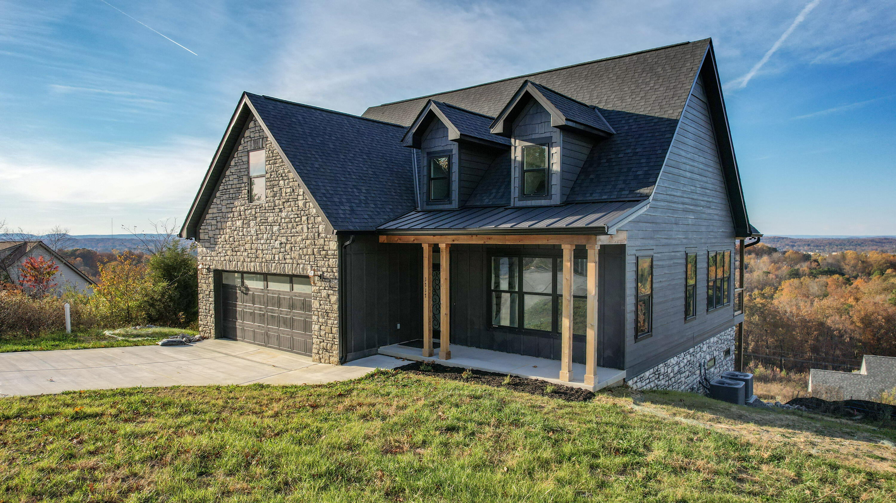 1117 Cottage Stone Lane NE