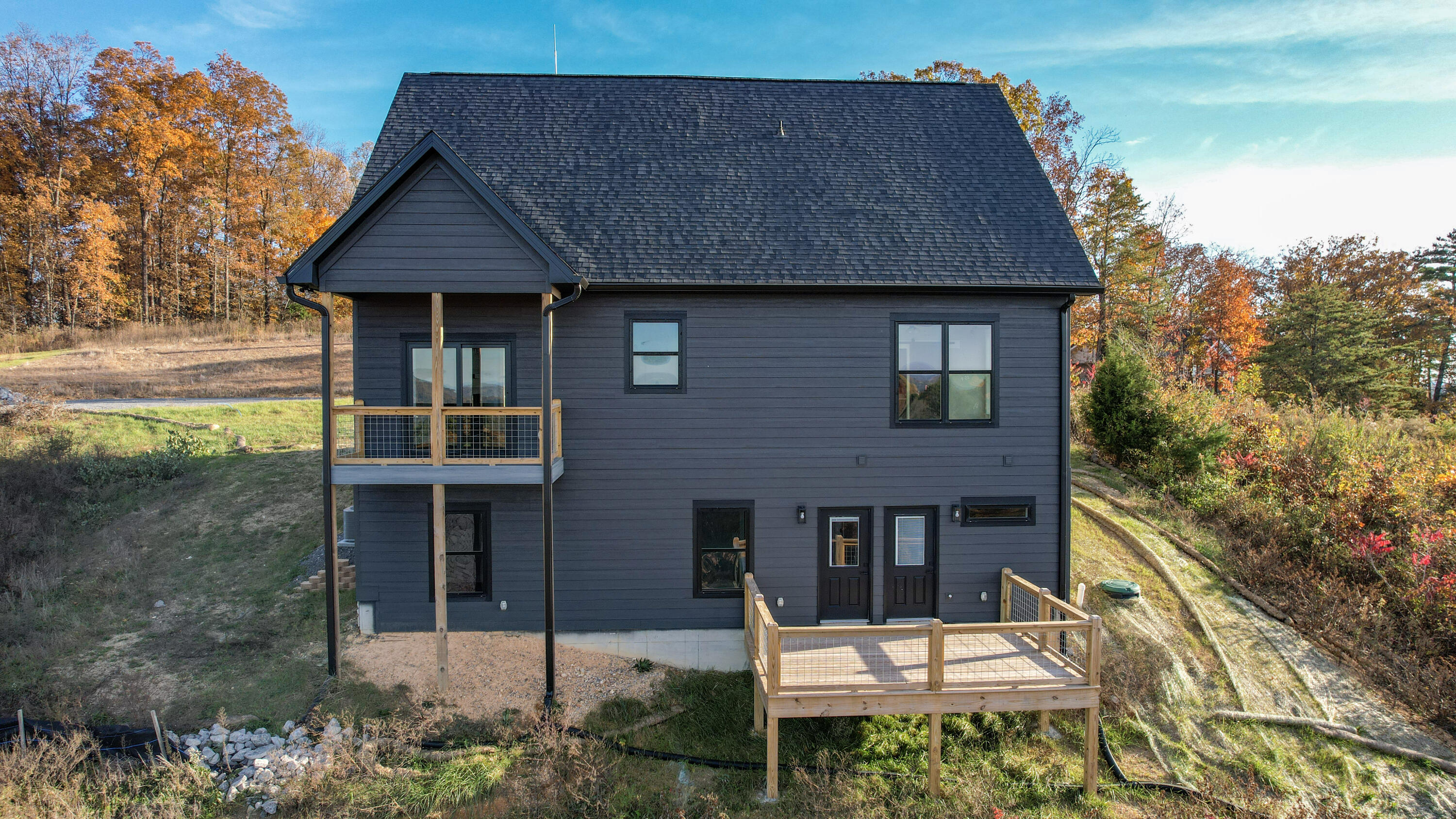 1117 Cottage Stone Lane NE