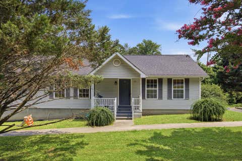Photo of 124 Summitt Street, Rossville, GA 30741 (MLS # 1539781)