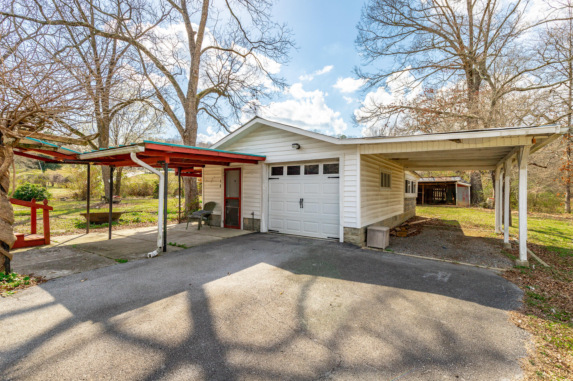 2736 Pine Grove Road, Ringgold, Georgia image 5