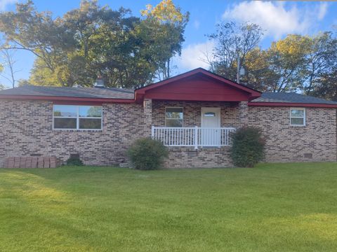 Photo of 843 Schmitt Road, Rossville, GA 30741 (MLS # 1523275)