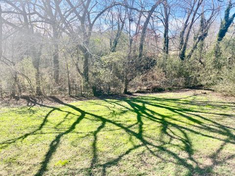 Tiny photo for 3412 Roberts Road, Chattanooga, TN 37416 (MLS # 1526563)