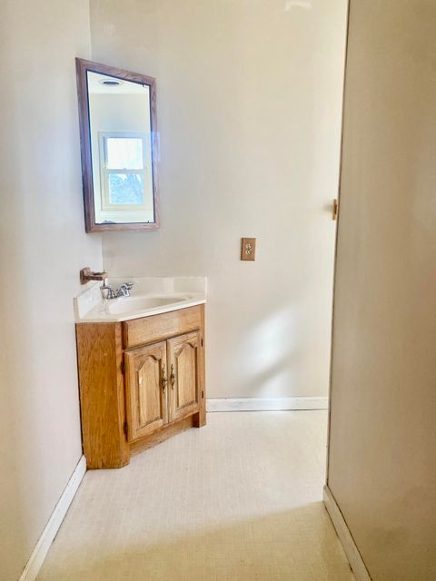 Tiny photo for 3412 Roberts Road, Chattanooga, TN 37416 (MLS # 1526563)