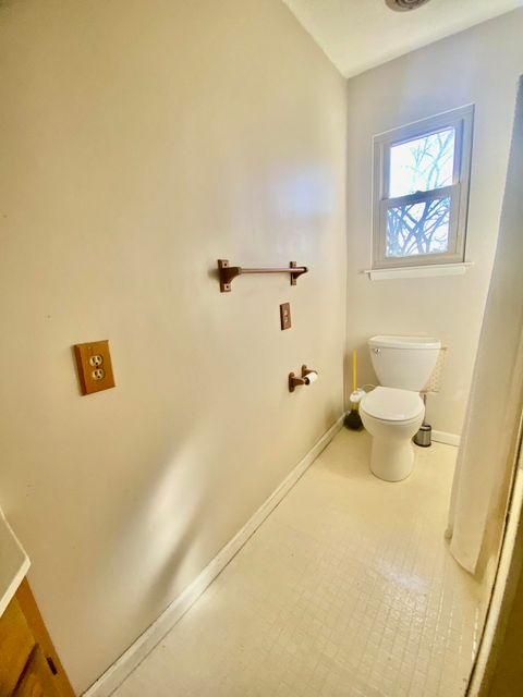 Tiny photo for 3412 Roberts Road, Chattanooga, TN 37416 (MLS # 1526563)