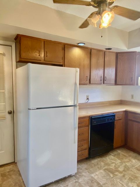 Tiny photo for 3412 Roberts Road, Chattanooga, TN 37416 (MLS # 1526563)