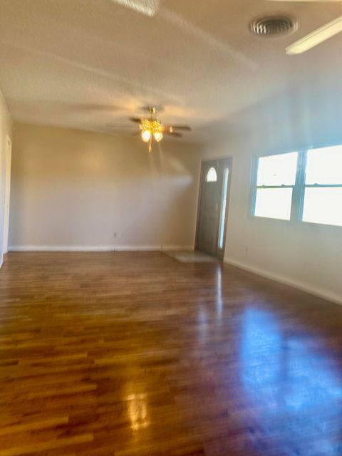 Tiny photo for 3412 Roberts Road, Chattanooga, TN 37416 (MLS # 1526563)