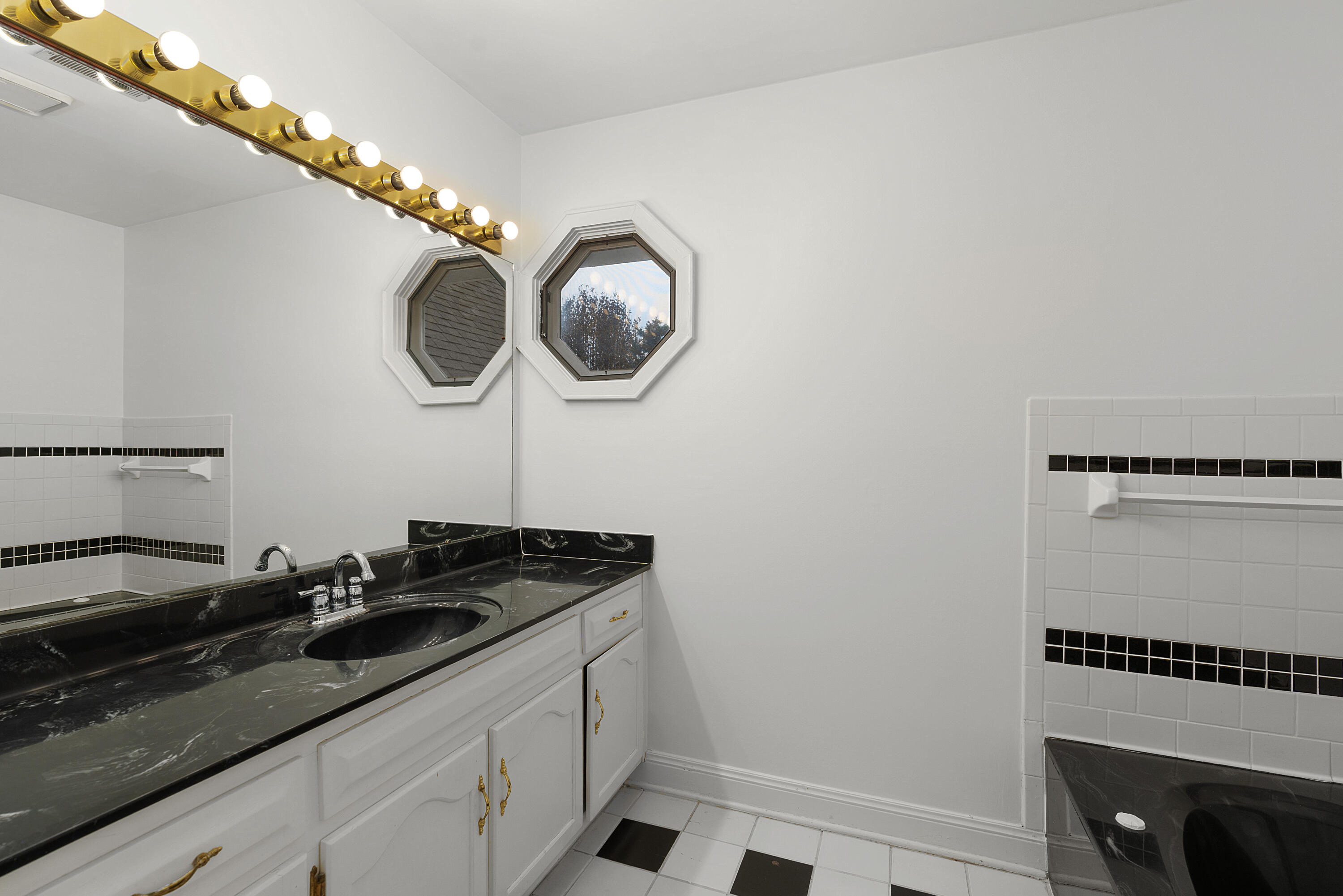703 Hathaway Drive, Signal Mountain, Tennessee image 34