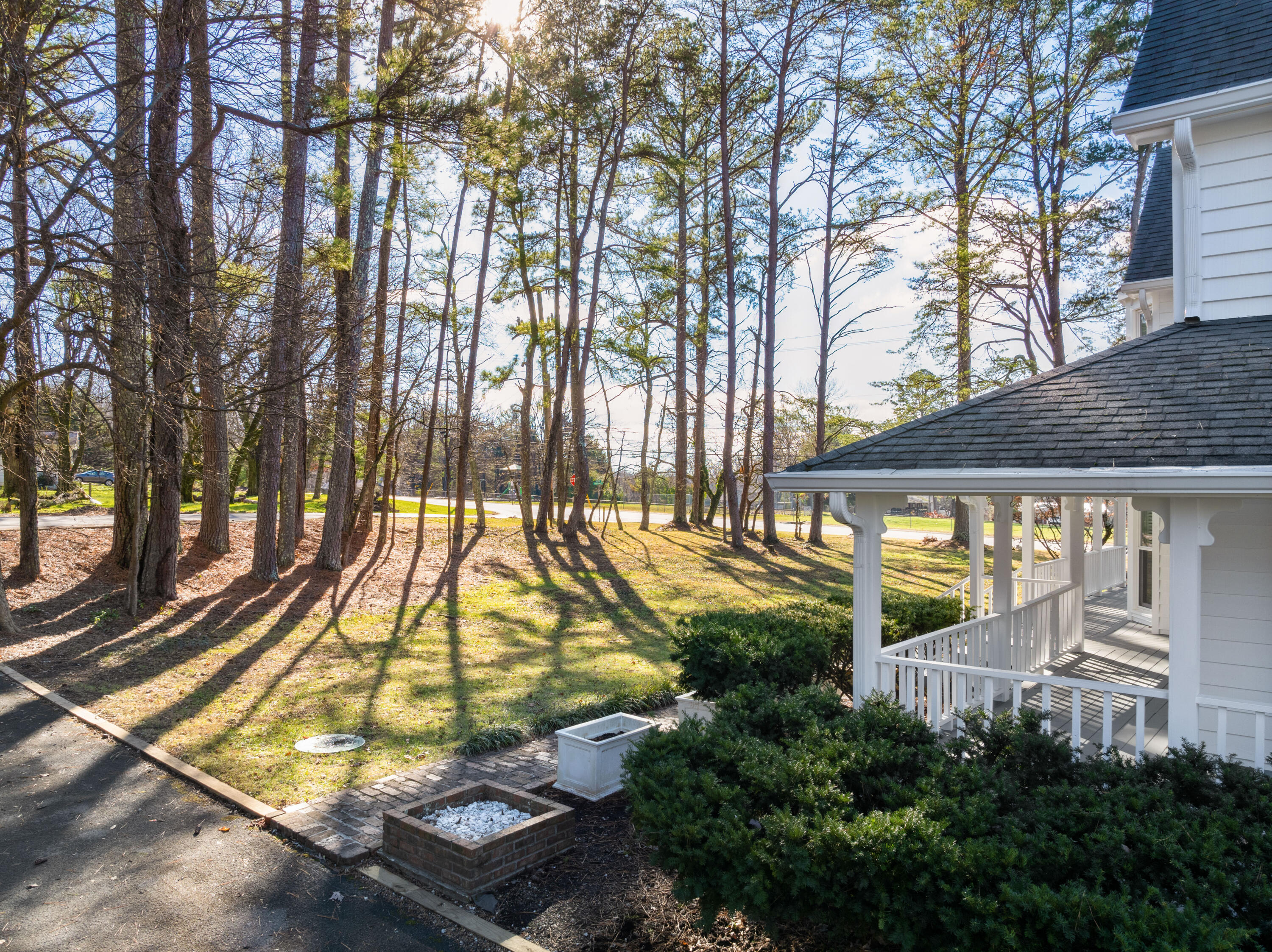 703 Hathaway Drive, Signal Mountain, Tennessee image 49