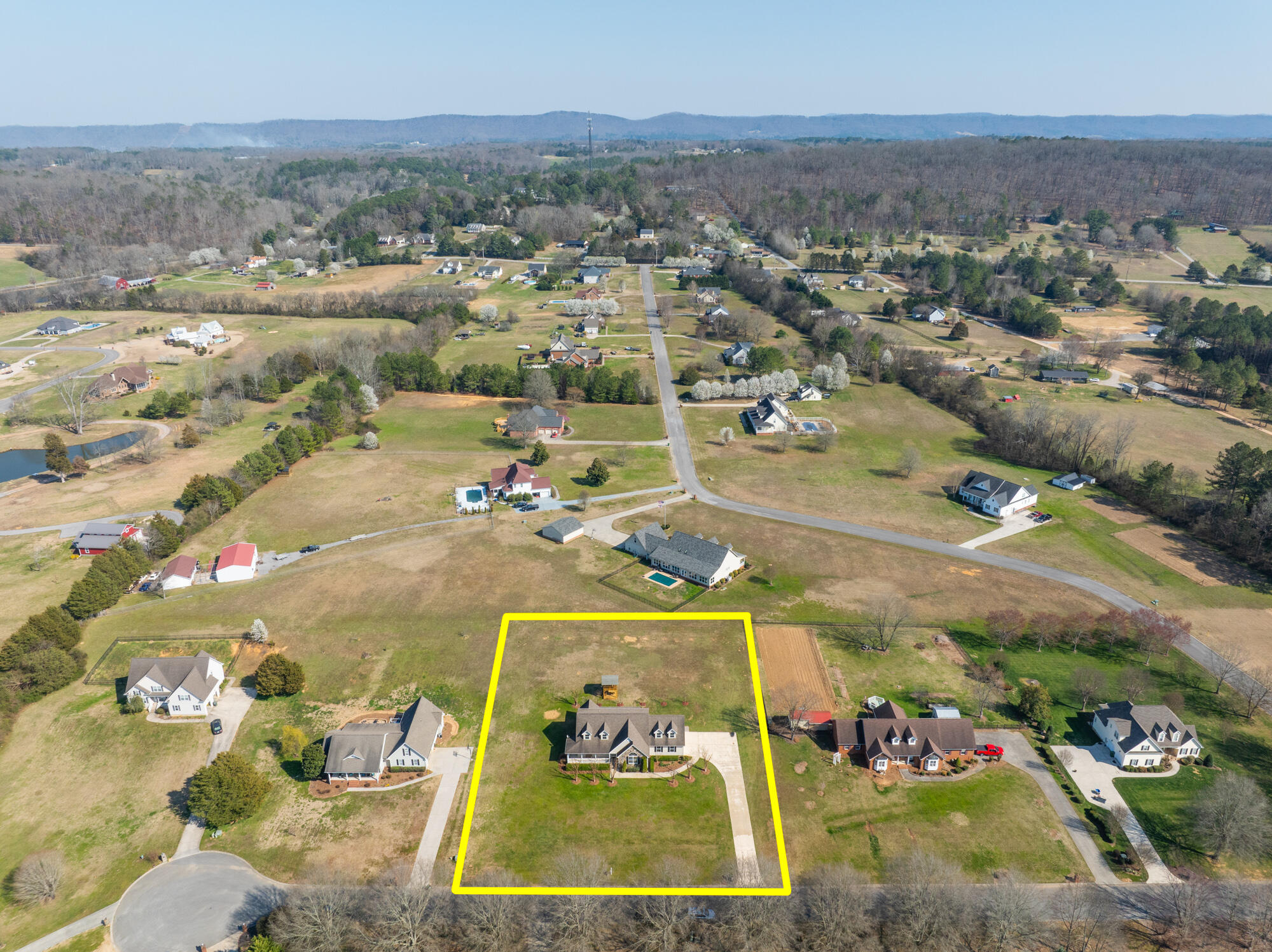 516 Henry Drive, Ringgold, Georgia image 4