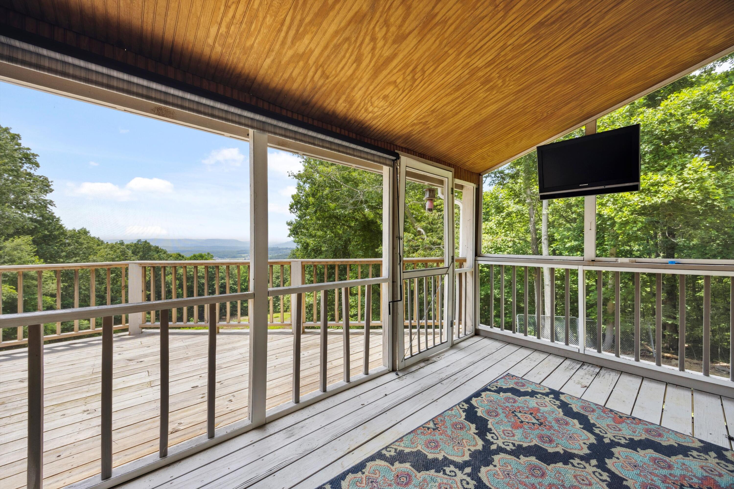 310 Bluffs Road, South Pittsburg, Tennessee image 25