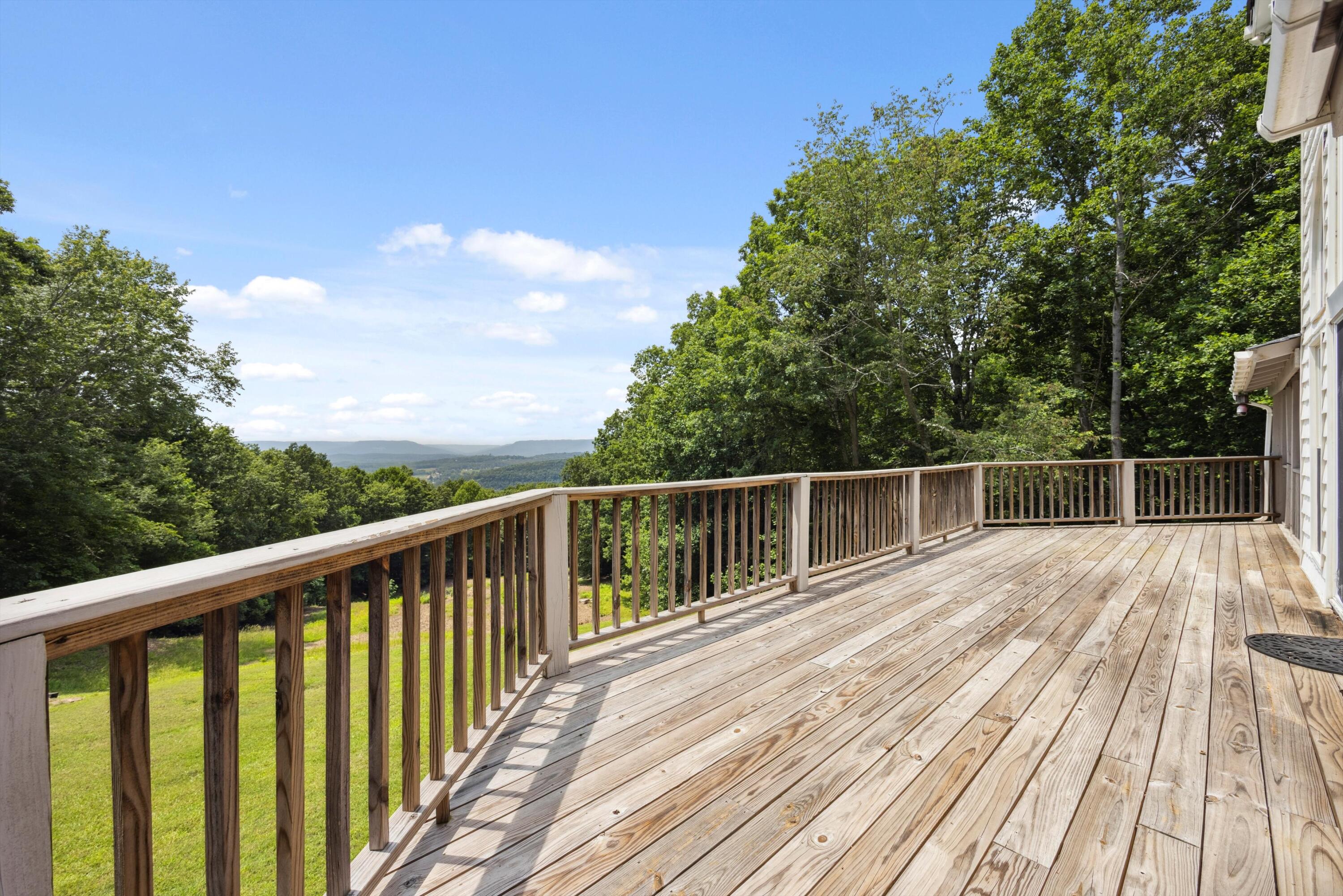 310 Bluffs Road, South Pittsburg, Tennessee image 28