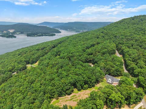 Homes For Sale - 310 Bluffs Road<br/> Marion County County, South Pittsburg, TN 37380