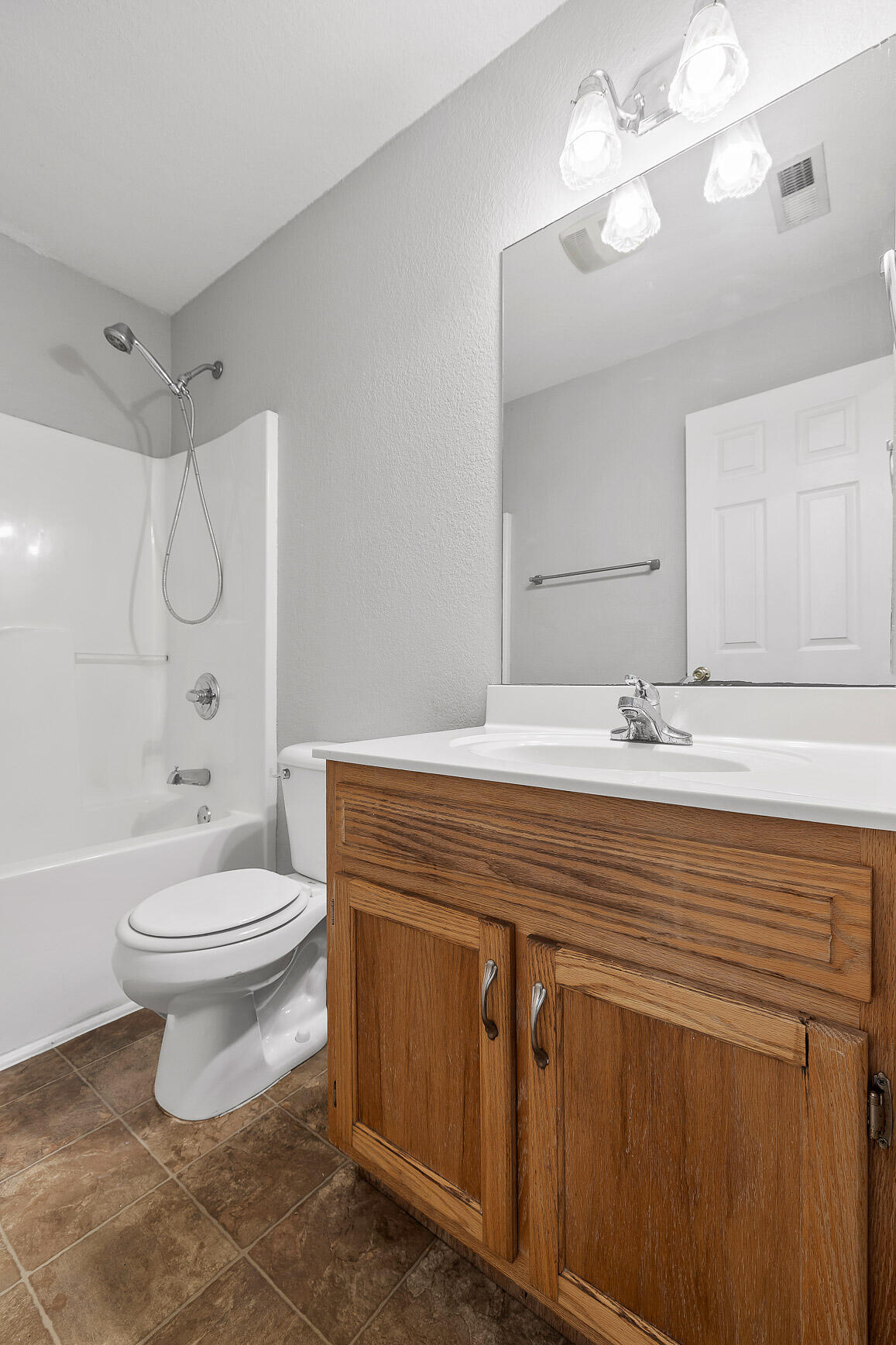 Chickamauga, Georgia 30707, United States, 3 Bedrooms Bedrooms, ,2 BathroomsBathrooms,Residential,Contingent,38007