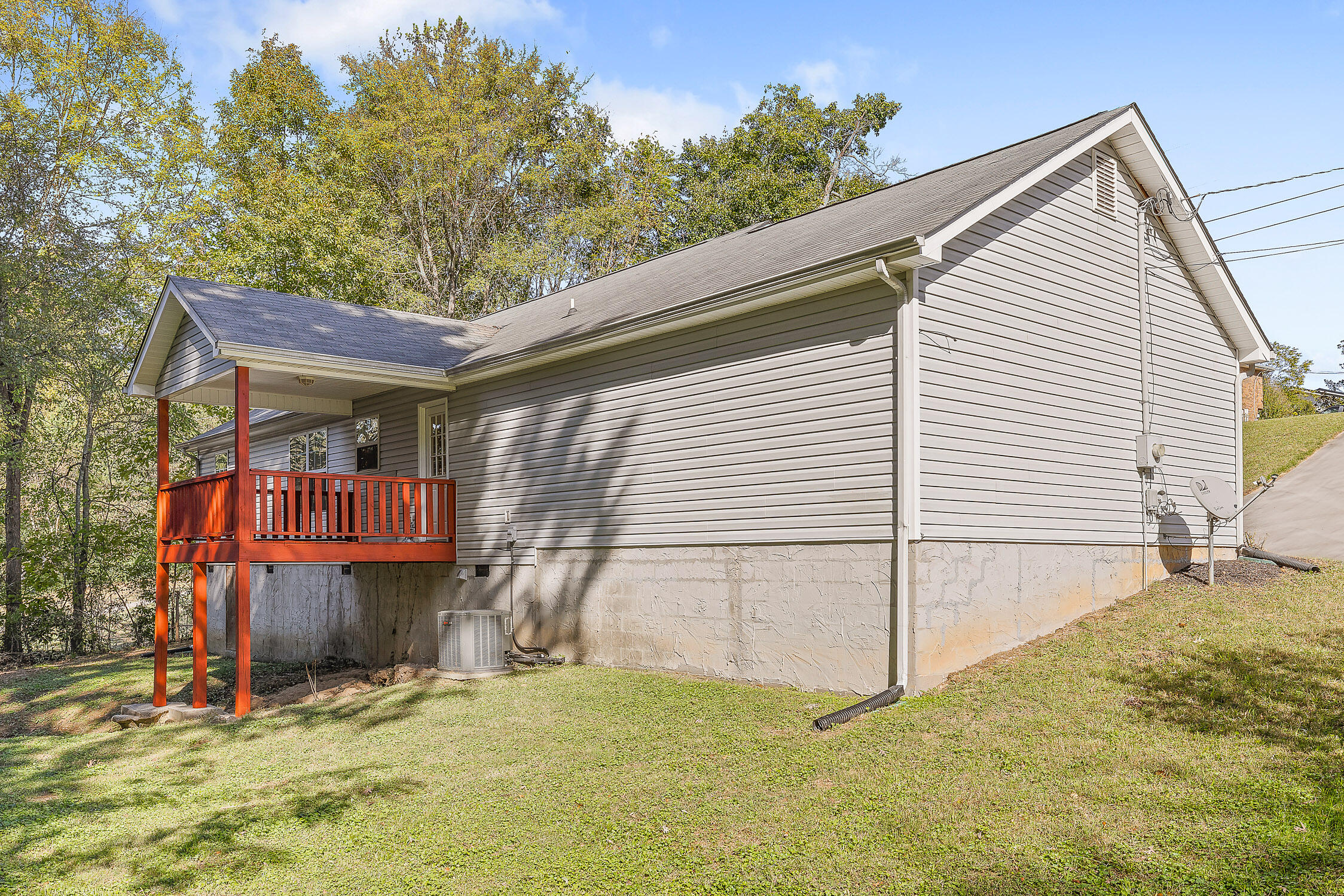 Chickamauga, Georgia 30707, United States, 3 Bedrooms Bedrooms, ,2 BathroomsBathrooms,Residential,Contingent,38007