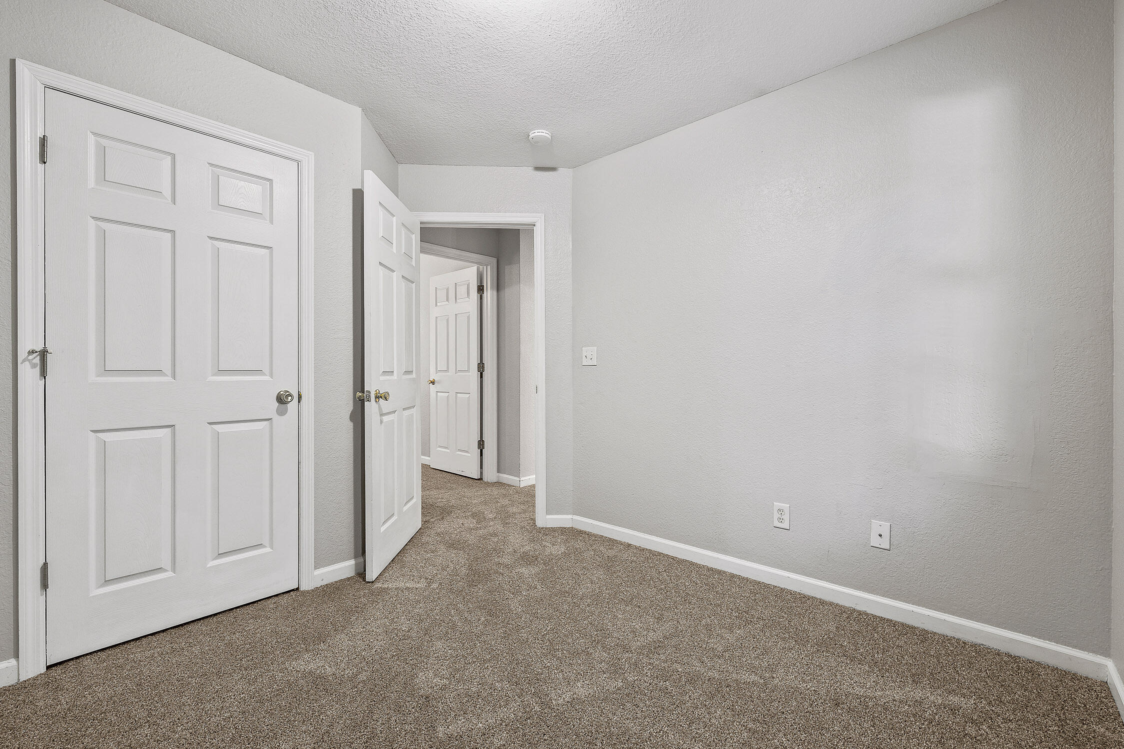 Chickamauga, Georgia 30707, United States, 3 Bedrooms Bedrooms, ,2 BathroomsBathrooms,Residential,Contingent,38007