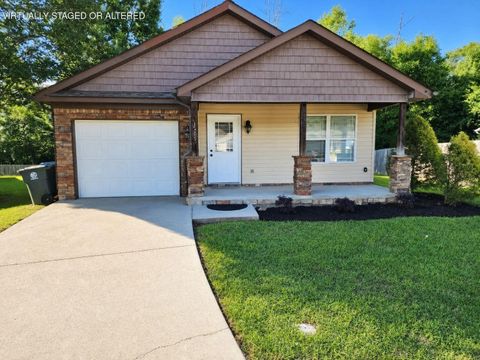 Photo of 1509 Southernwood Drive, Chattanooga, TN 37421 (MLS # 1536852)