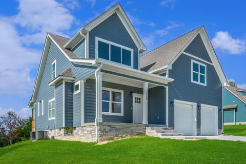 Photo of 228 Cascade Drive, Rossville, GA 30741 (MLS # 1526137)