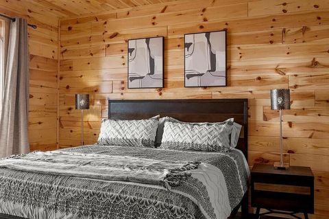 Tiny photo for 793 Chestnut Drive, Gatlinburg, TN 37738 (MLS # 1527788)