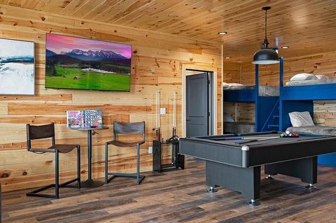 Tiny photo for 793 Chestnut Drive, Gatlinburg, TN 37738 (MLS # 1527788)