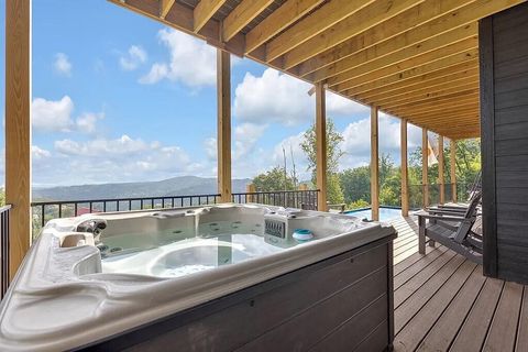 Tiny photo for 793 Chestnut Drive, Gatlinburg, TN 37738 (MLS # 1527788)