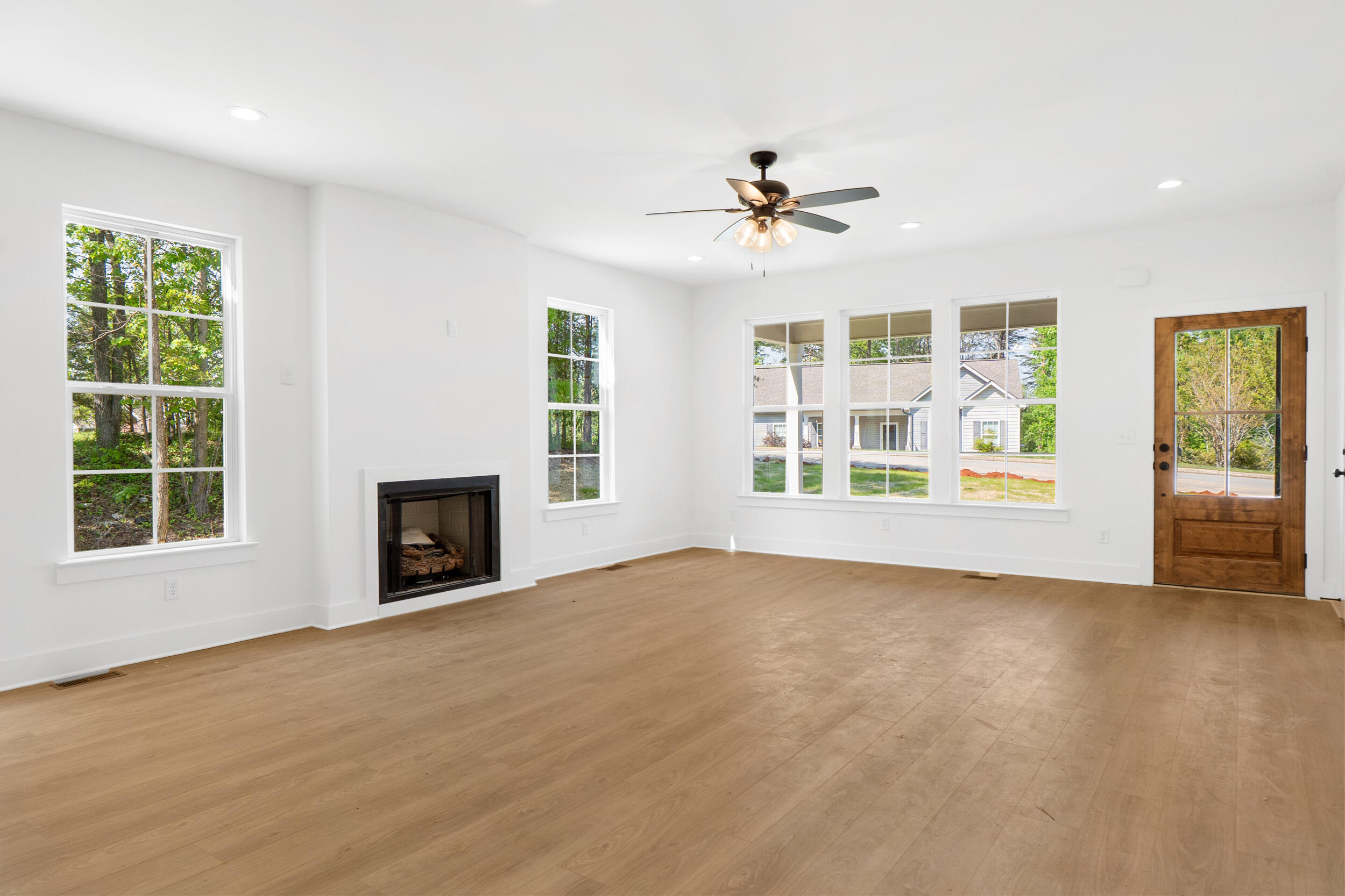 885 Tommie Ln, Soddy Daisy, Tennessee image 3