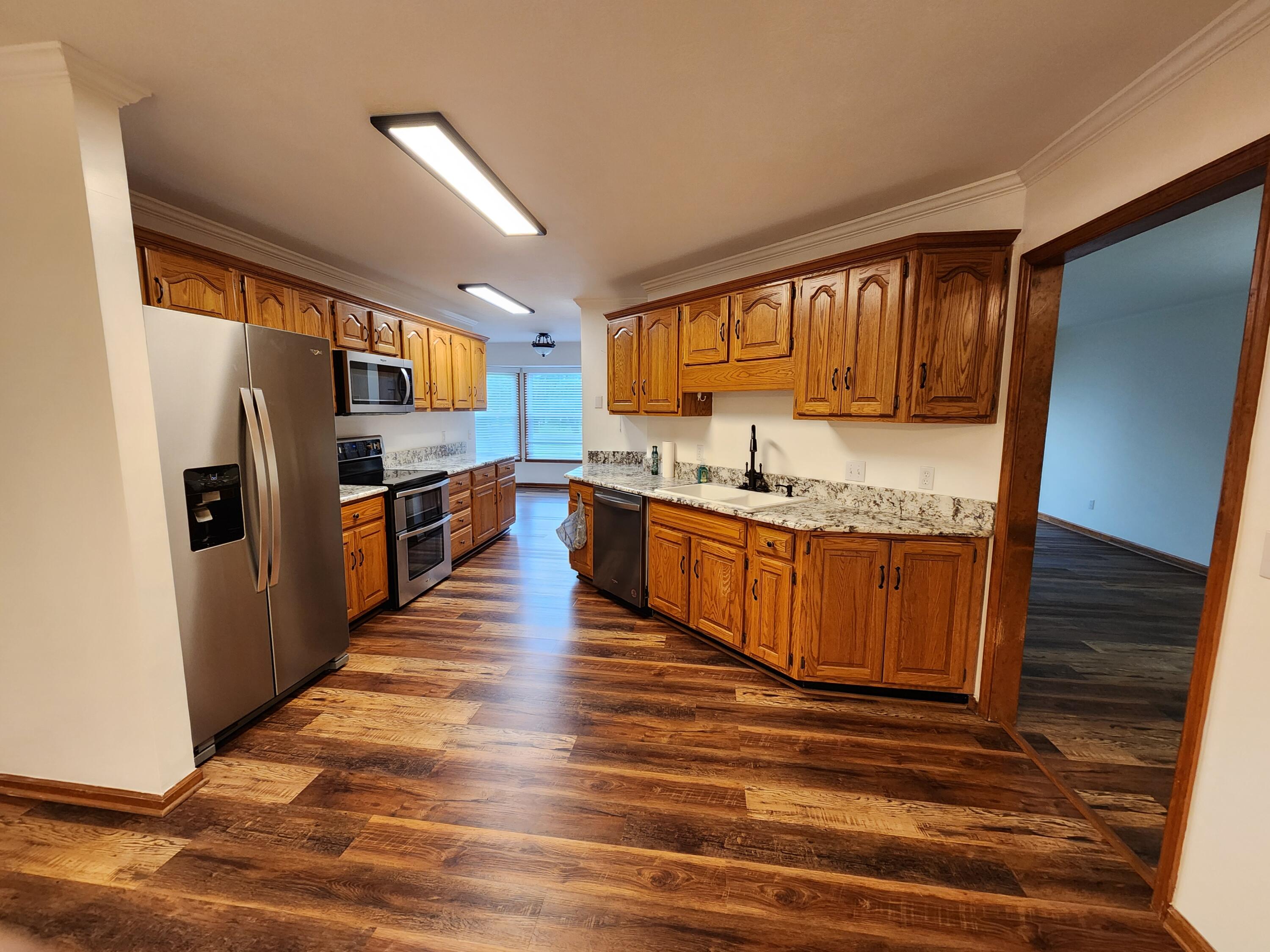 1070 Dyer Road, Madisonville, Tennessee image 9