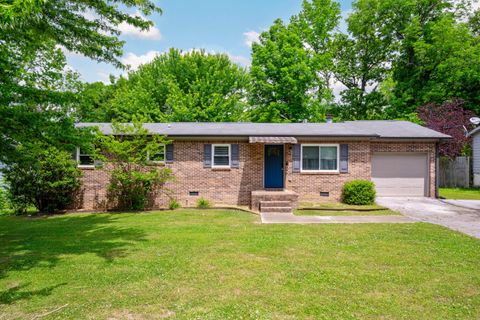 Photo of 8329 Iris Road, Chattanooga, TN 37421 (MLS # 1533404)