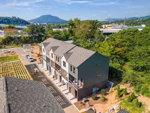 Tiny photo for 638 Belle Trace Circle, Chattanooga, TN 37405 (MLS # 1524556)